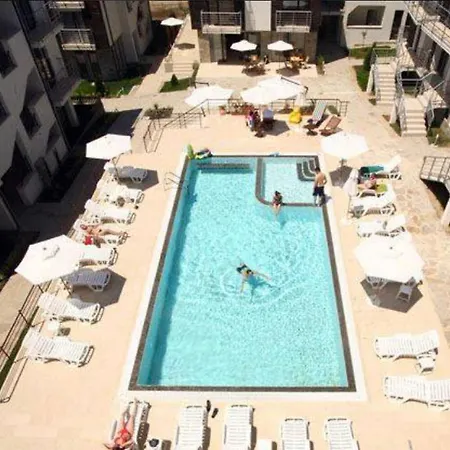 Sea Two Bedroom Family Apartman